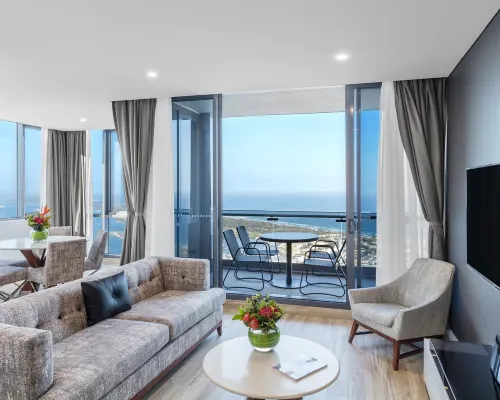 Meriton Suites Southport Rooms Photos