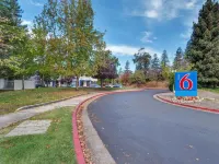 Super 8 by Wyndham Santa Rosa North - Wifi