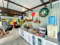 Baan Phor Bangkontee Hotels in Damnoen Saduak