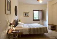 Cincinnato Wine Resort Hotels in der Nähe von Garten von Ninfa