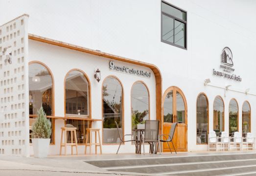 그랜드 사타힙 호텔 외관