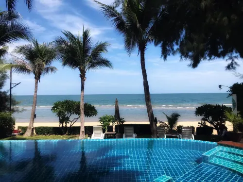 IL Mare Resort Hotels in Pran Buri