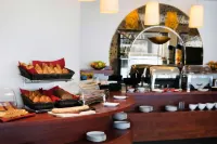 Hotel Opera Antwerpen Centrum - พร้อมอาหารเช้า