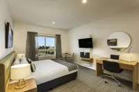 Quest Townsville on Eyre Hotels near The Palmetum