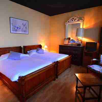 Hôtel & Restaurant - Chez Camille Rooms