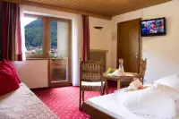 Hotel Kreuz Hotel a Pfunds
