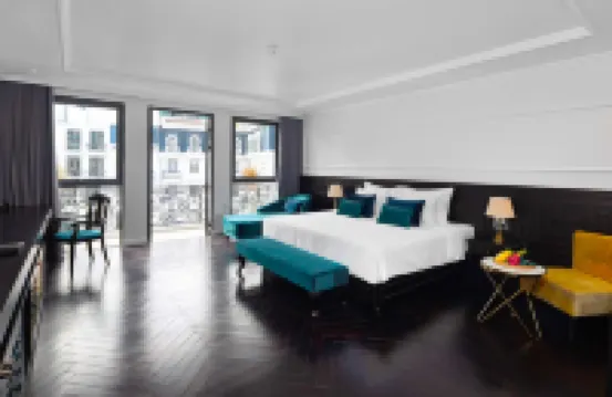 เดอะ อัลมิน โฮเต็ล