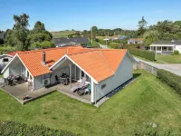 "Katrina" - 50m to the Fjord Hotels in Broager