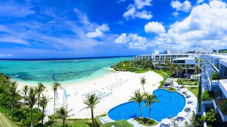 The Moon Beach Museum Resort Отели рядом с достопримечательностью «Рюкю- Силла»