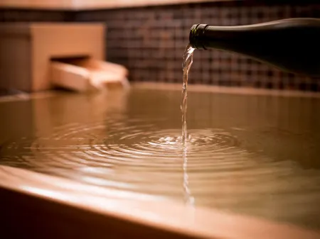 Shiroshita Koyado Kojiya Отели рядом с достопримечательностью «Kumenosato Road Station»