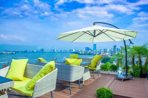 พาโรแซนด์ ฮานอย โฮเทลแอนด์อพาร์ทเมนท์