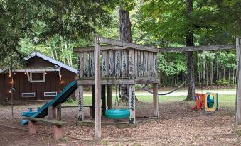 Pov Lake Resort & Glamping Campground