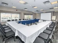 Hampton Inn by Hilton Ottawa Hotels near Centretown