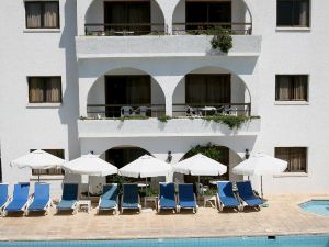 Stephanos Hotel Apartments