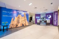 Premier Inn St Albans City Centre Hotel - parking