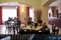 Cresta Botsalo Hotel