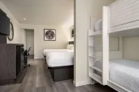 Ramada by Wyndham Anaheim Convention Center Hotels in Anaheim