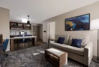 แคนเดิลวูด สวีทส์ ลาฟาแยตต์ - ริเวอร์ แรนช์ บาย IHG