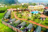 Doan Gia Resort Phong Nha Hotels in Son Trach