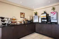 Travelodge by Wyndham Kapuskasing - breakfast