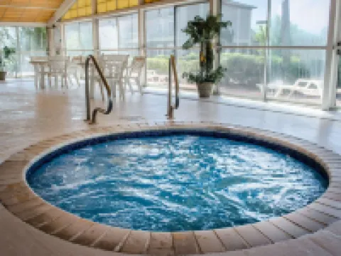 Quality Inn & Suites at Airport Blvd I-65 Hotels in Mobile