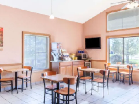 Days Inn by Wyndham Canastota/Verona Hotels in Madison County