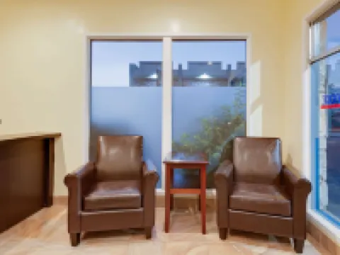 Travelodge by Wyndham Eureka Hotels in Eureka