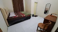 Homestay Naira Hotels in Lubuk Alung