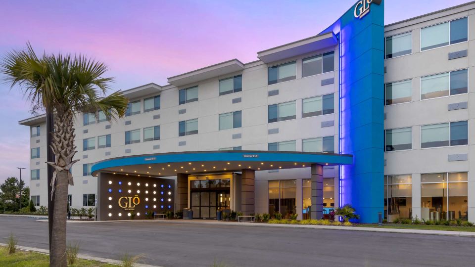 GLō Best Western Pooler - Savannah Airport Hotel
