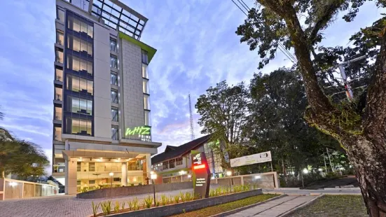 Whiz Prime Hotel Khatib Sulaiman Padang