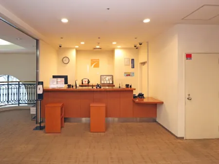 Hotel Atlas Отели рядом со станцией JR Nakayama Station