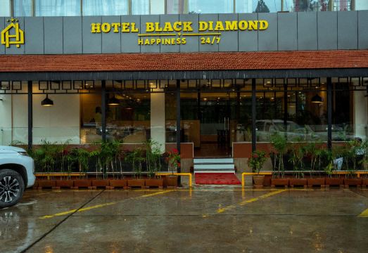 3. Hotel Bl..