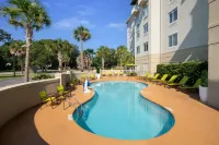 SpringHill Suites Charleston Riverview - Rooftop Pools