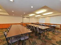 American Inn and Suites