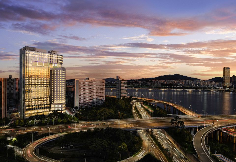 3. 호텔 나루 서울..