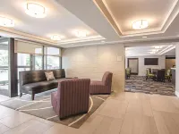 La Quinta Inn & Suites by Wyndham Portland Hotels near Arts District