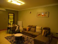 1 Bedroom Suite in 3 Bedroom Apartment Hotels in Busiro