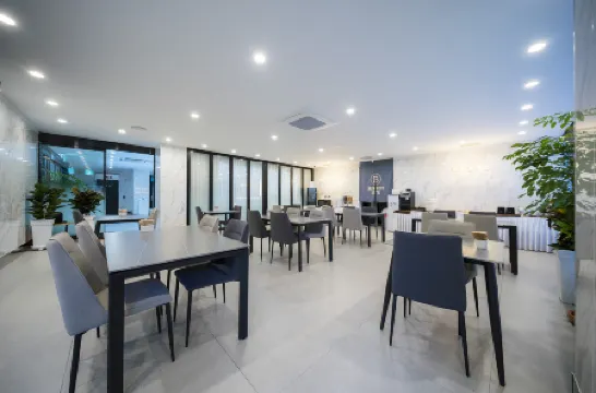 Andong Brown Dot Pungsan Branch Отели в г. Андон