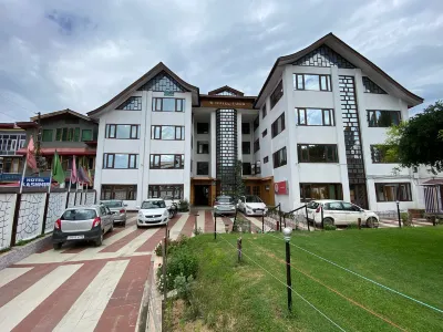 Hotel York Hôtels à : Karapura