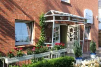 Hotel Altenwerder Hof Hotels in Neu Wulmstorf