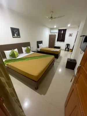 Palm Tree Inn Hotels in Idukki