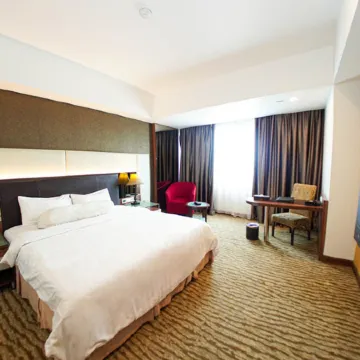 Grand Central Hotel Pekanbaru Отели рядом с достопримечательностью «Река Сиак»