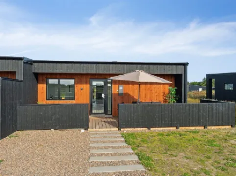 "Kasper" - 1.8km from the Sea