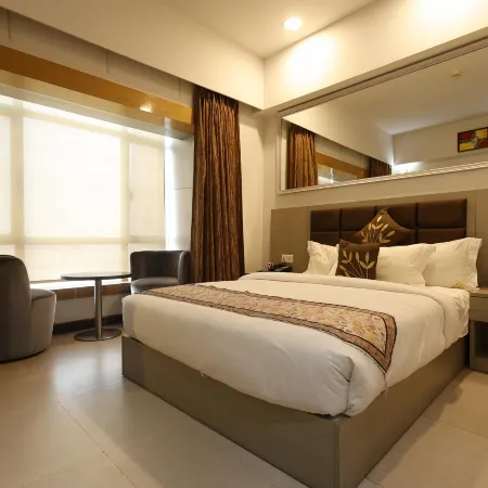 Aristocrat Hotel