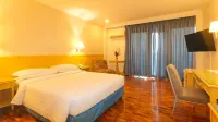 Aloha Hotel, Manila