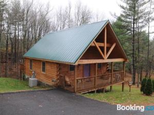 The Cabins at Pine Haven - Beckley