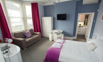 Studios at Glenthorne