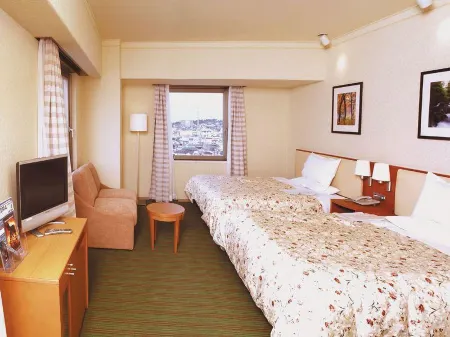 Hotel Rich & Garden Sakata Отели рядом с достопримечательностью «Kaikoji Temple»