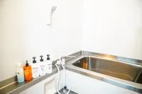 One Hostel&Standing Bar