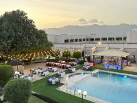 Golden Tulip Nizwa - Pools